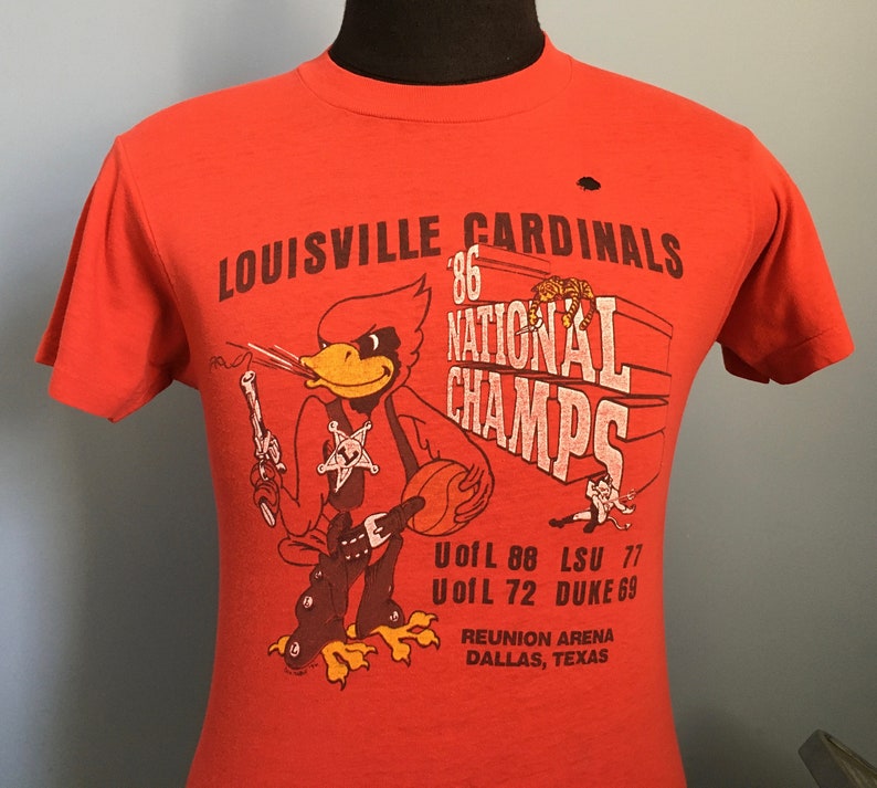 80S Vintage Louisville Cardinals University 1986 National Champs, College Ncaa T-Shirt, Gift Fans - Image 2