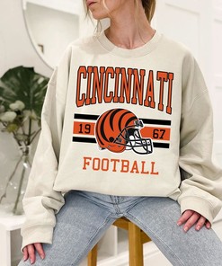 Cincinnati Football Sweatshirt, Vintage Retro Cincinnati Football Shirt for NFL Fans