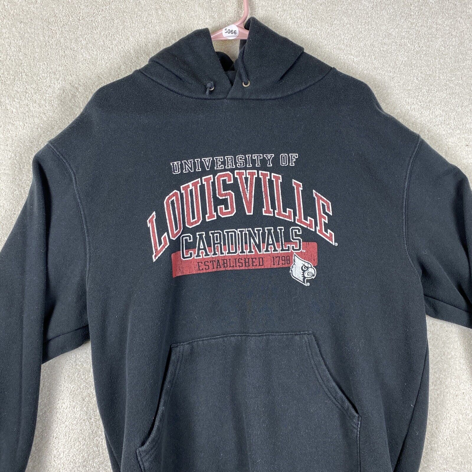 Louisville Cardinals Large Black Sweatshirt Ncaa Hooded Sweatshirt Shirt Hoodie Full Size - Image 2