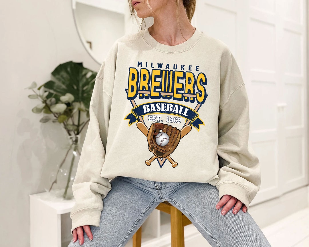 Milwaukee Baseball Crewneck Sweatshirt, Vintage Milwaukee Baseball Shirt, Milwaukee Fan Shirt