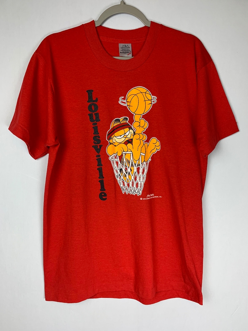 True Vintage 70S Garfield Louisville Cardinals Basketball T-Shirt Jim Davis 1978 Sweatshirt Hoodie Full Size - Image 2