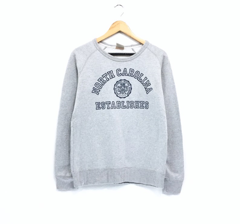 University Of North Carolina Sweatshirt Spellout Print North Carolina Pullover Jumper Sweater Crewneck