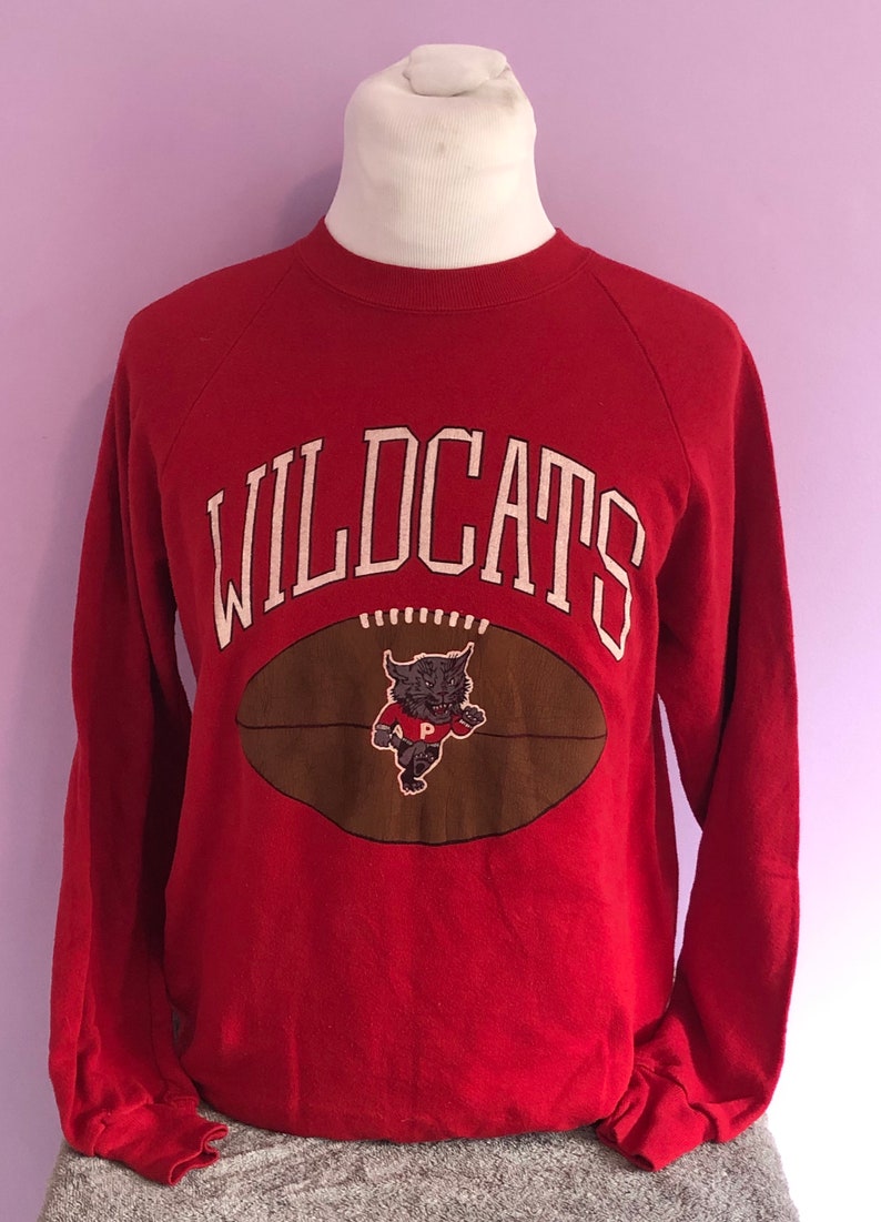 Vintage 1980s Wildcats Football Sports 80s Red Crewneck Unisex Sweatshirt Hoodie Shirt