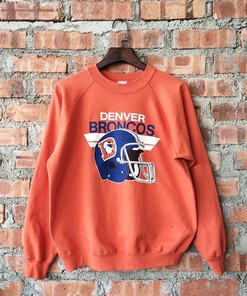 Vintage 80s Distressed NFL Denver Broncos Football Unisex Sweatshirt Hoodie Shirt Broncos Crewneck