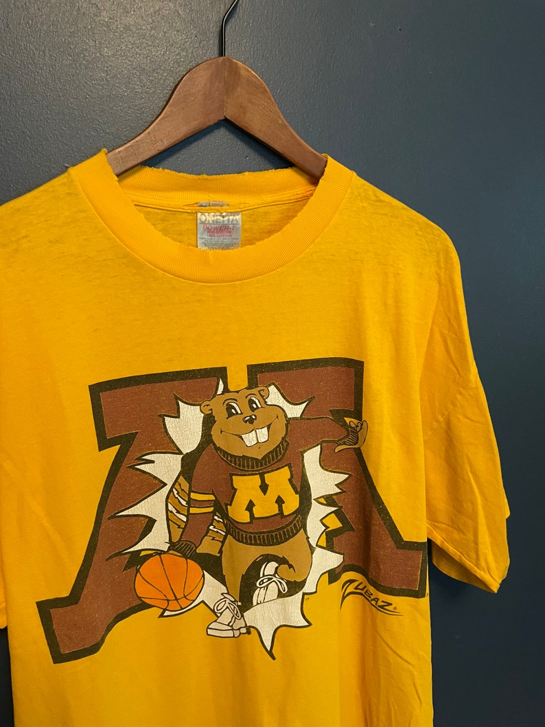 Vintage 90’S University Of Minnesota Zubaz Barn Stormers Goldy Gopher Basketball T Shirt