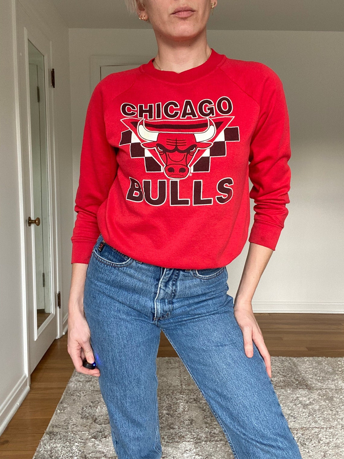 Vintage 90s Chicago Bulls Raglan Unisex Sweatshirt Hoodie Shirt
