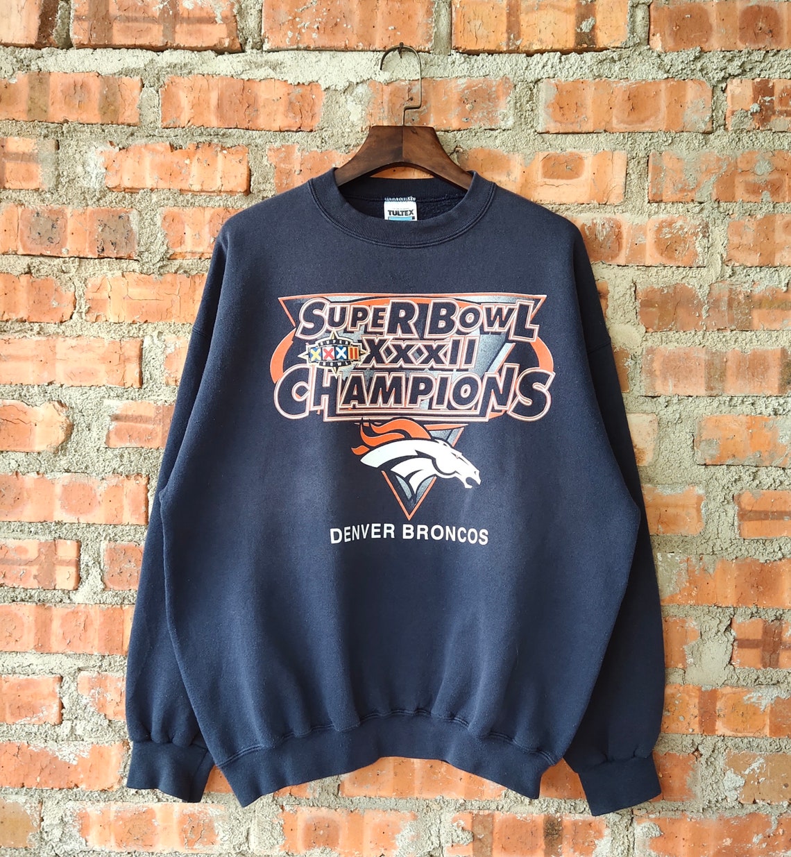 Vintage 90s Denver Broncos Football Super Bowl Champion Unisex Sweatshirt Hoodie Shirt