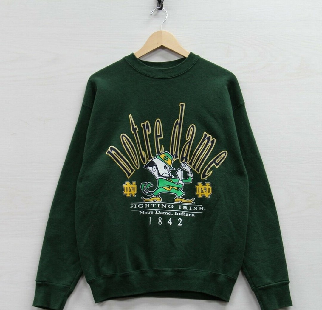 Vintage 90s University of Notre Dame Fighting Irish Sweatshirt Crewneck, Hoodie Gifts for Fans