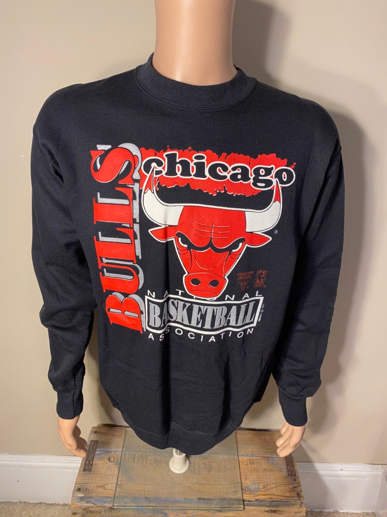 Vintage Chicago Bulls Unisex Sweatshirt Hoodie Shirt