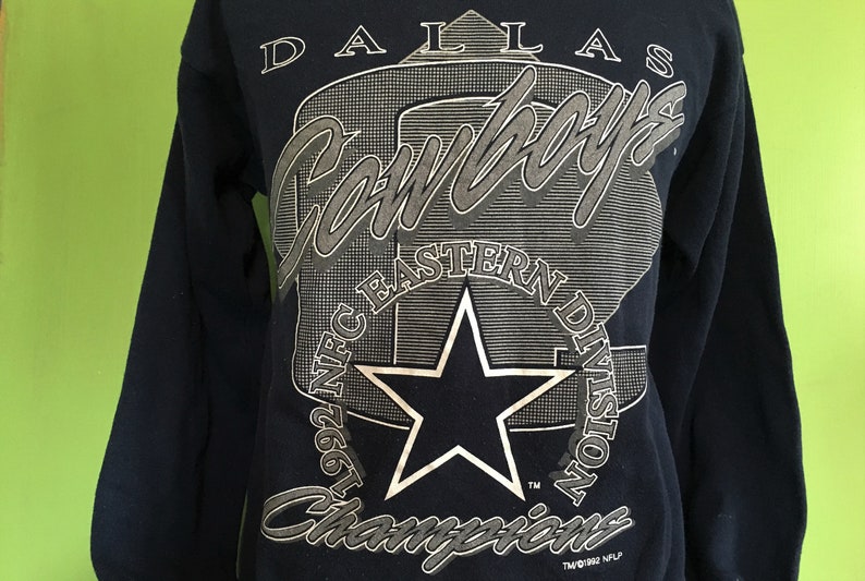 Vintage Dallas Cowboys 1992 Nfc Eastern Division Champions NFL Football Unisex Sweatshirt Hoodie Shirt - Image 2