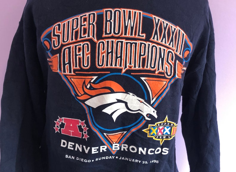 Vintage Denver Broncos Blue NFL Football 1990s Super Bowl Xxxii Crewneck Sweatshirt - Image 2