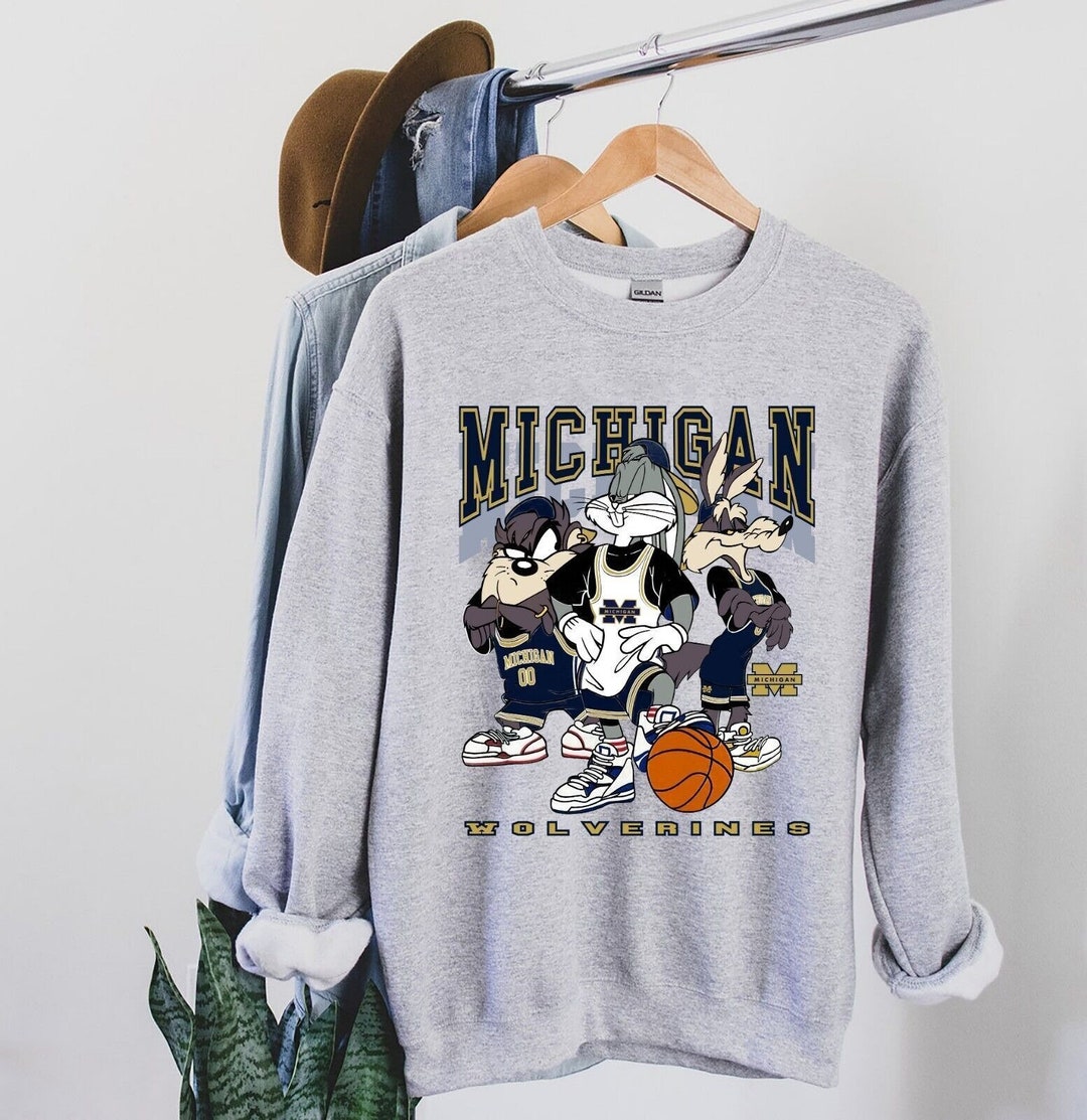 Vintage Michigan Wolverines Looney Tunes Sweatshirt, University Michigan Shirt, College Shirt, Unisex Shirt Sweater Hoodie