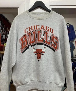 Vintage NBA 90s Chicago Bulls Logo Sweatshirt, Basketball Shirt, Unisex Shirt Sweater Hoodie Gifts for NBA Fans