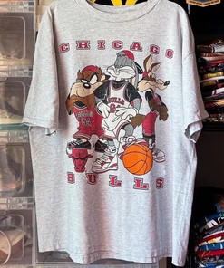 Vintage NBA Chicago Bulls Looney Tunes Chicago Bulls Shirt, Chicago Basketball, Basketball Tee Sweatshirt Hoodie