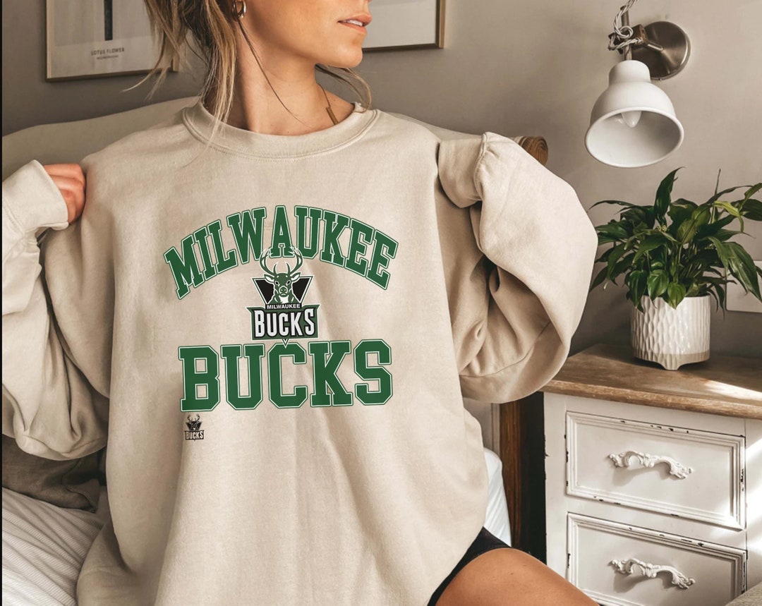 Vintage NBA Milwaukee Bucks Logo Sweatshirt, NBA Basketball Shirt, 2022–23 Basketball, Unisex Shirt Sweater Hoodie Gifts for Fans