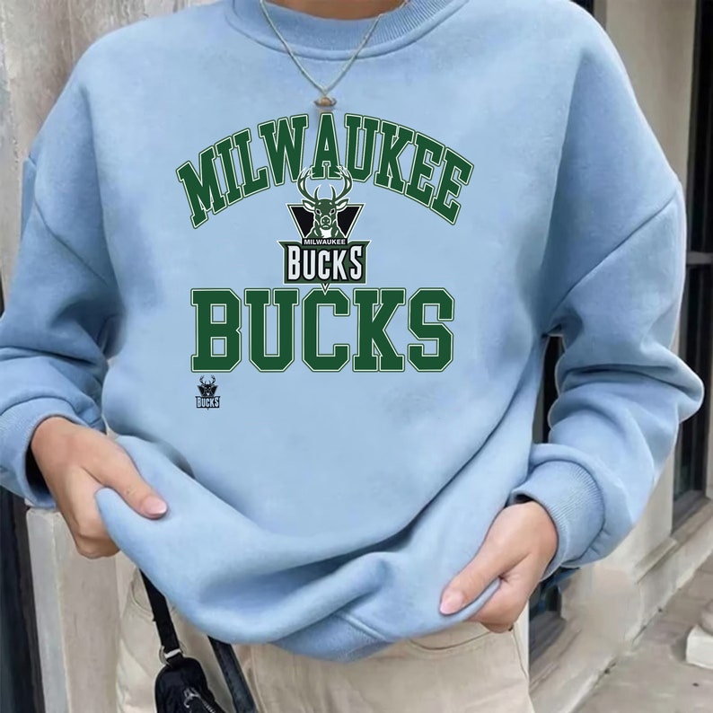 Vintage NBA Milwaukee Bucks Logo Sweatshirt, NBA Basketball Shirt, 2022–23 Basketball, Unisex Shirt Sweater Hoodie Gifts for Fans - Image 2
