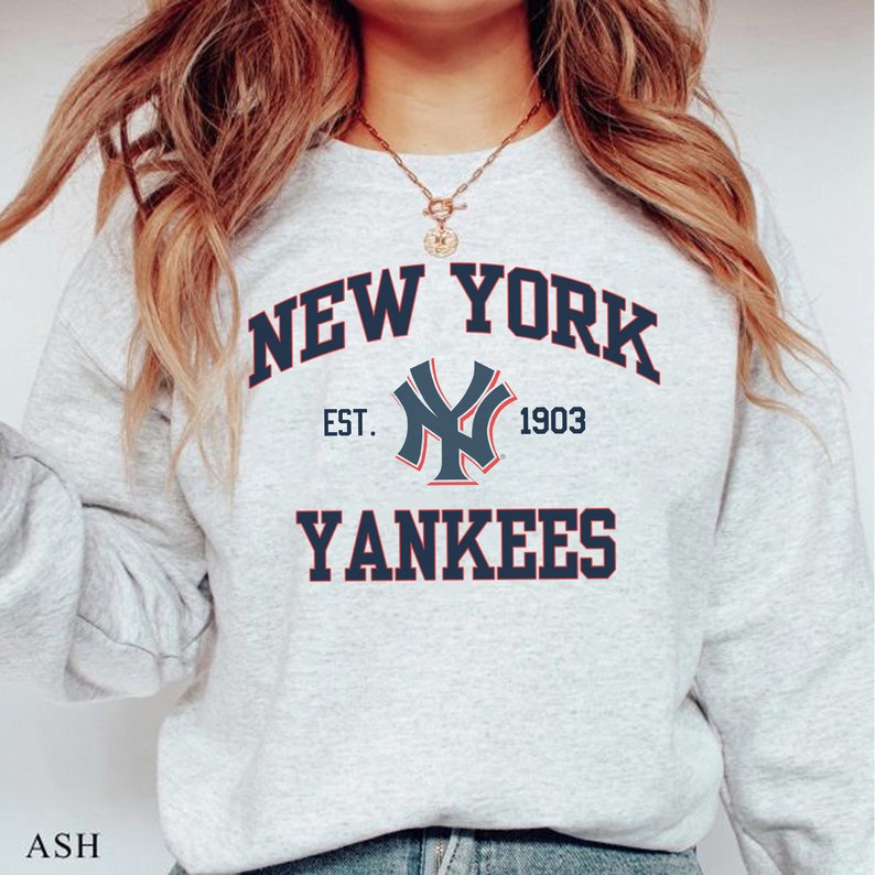 Vintage New York Yankees EST 1903 Sweatshirt, Baseball 2022 Shirt, MLB Vintage Tee, World Series, Unisex Shirt Sweater Hoodie Gifts for MLB Fans - Image 2