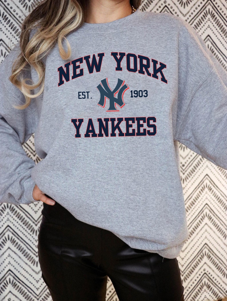 Vintage New York Yankees EST 1903 Sweatshirt, Baseball 2022 Shirt, MLB Vintage Tee, World Series, Unisex Shirt Sweater Hoodie Gifts for MLB Fans - Image 4