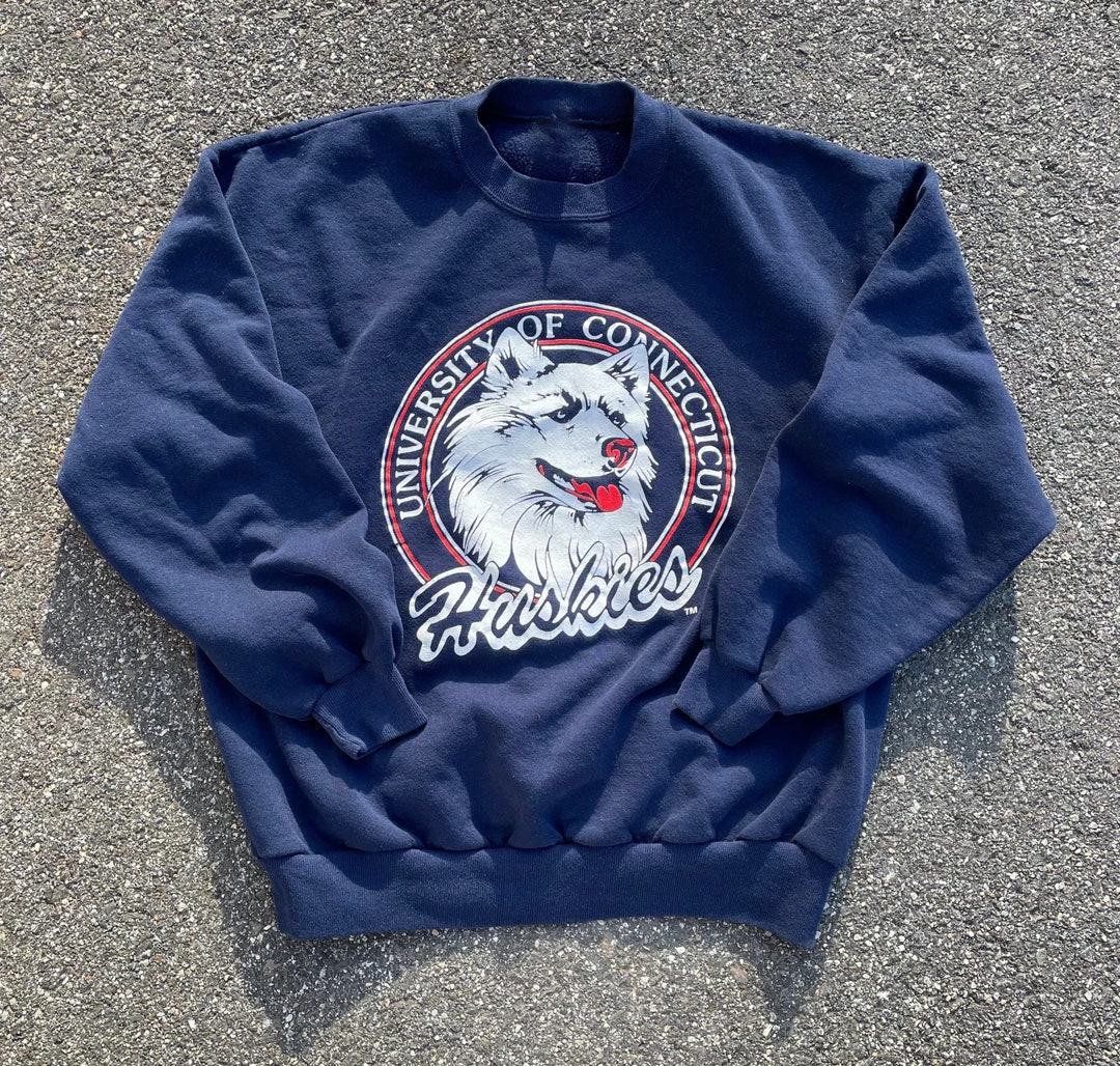 Vintage UConn Huskies Logo Sweatshirt, University Of Connecticut, NCAA Basketball, Unisex Shirt Sweater Hoodie