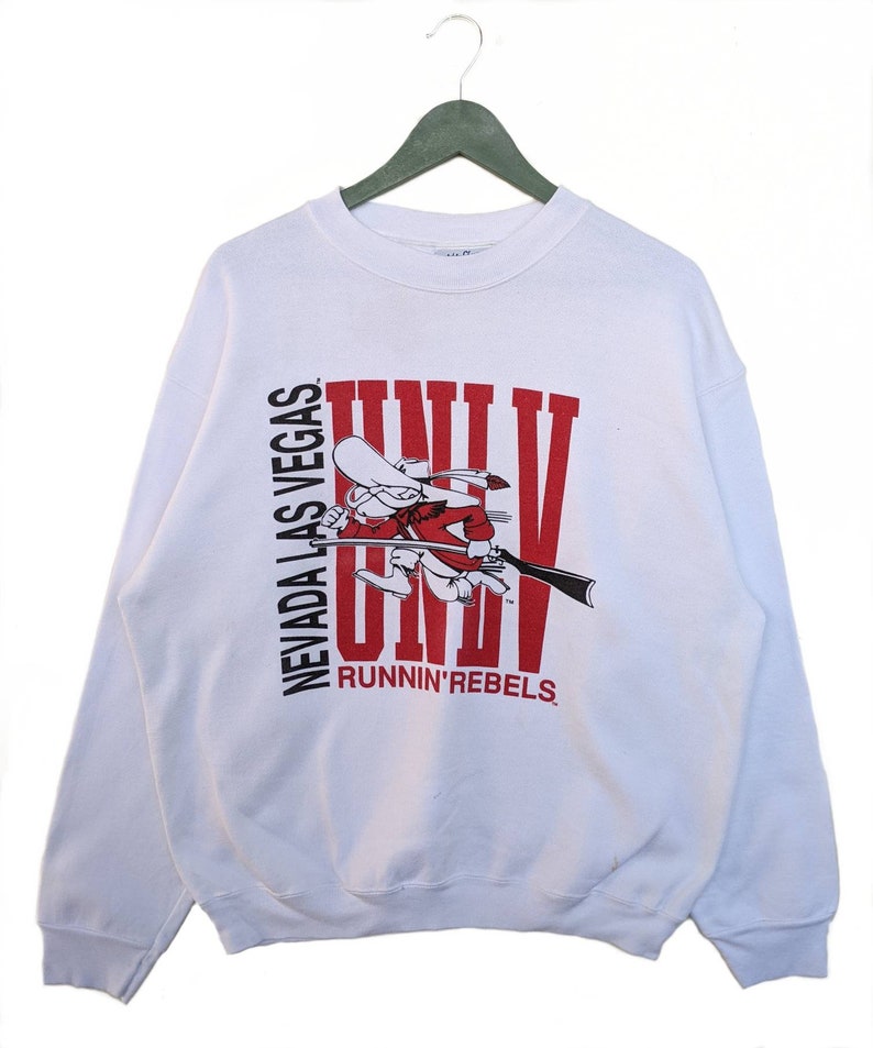 Vintage University Nevada Las Vegas Runnin' Rebels Unisex Sweatshirt Hoodie Shirt