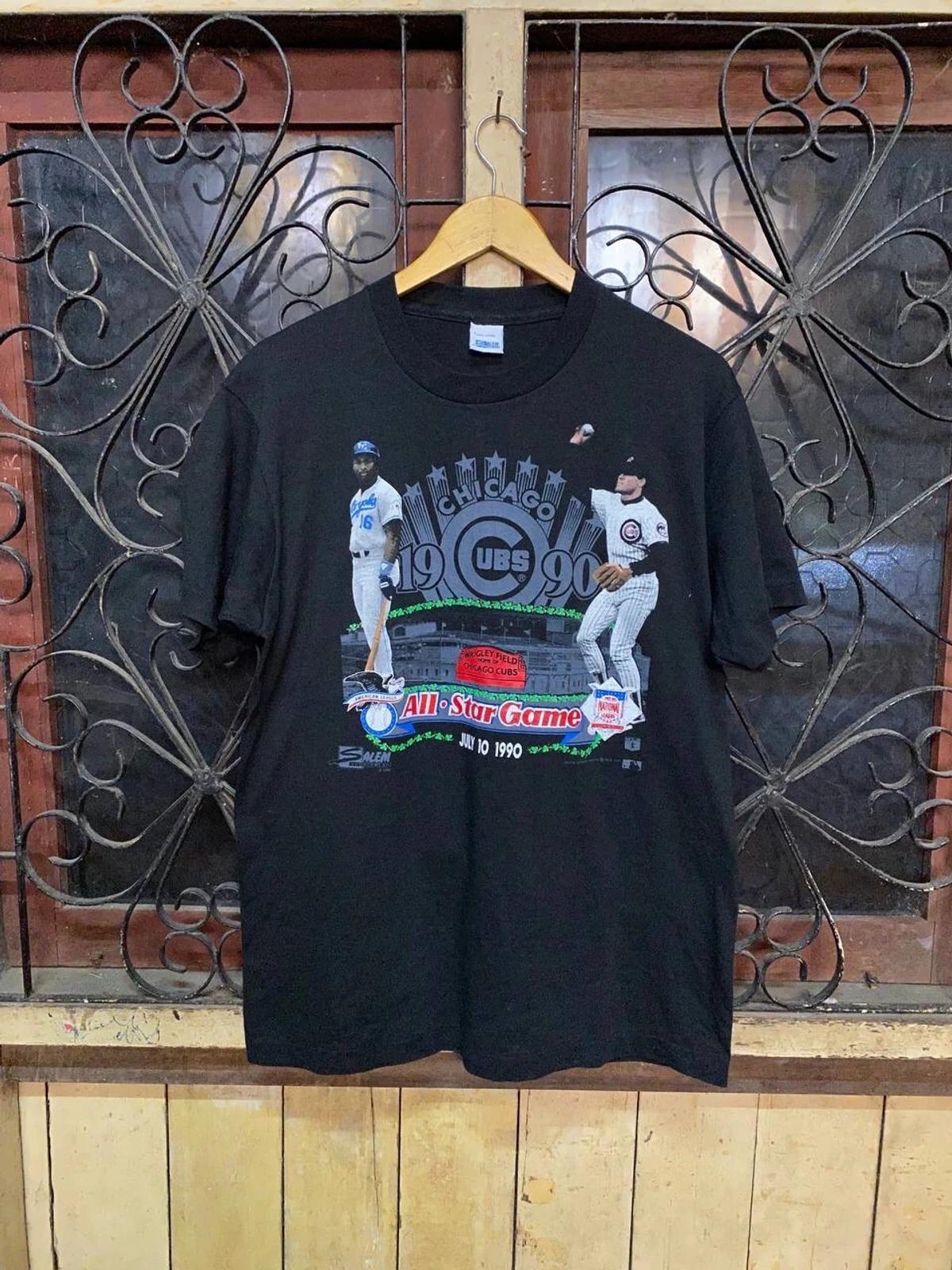 1990 Chicago Cubs Sweatshirt T-shirt Ideal Gift for NFL Fans