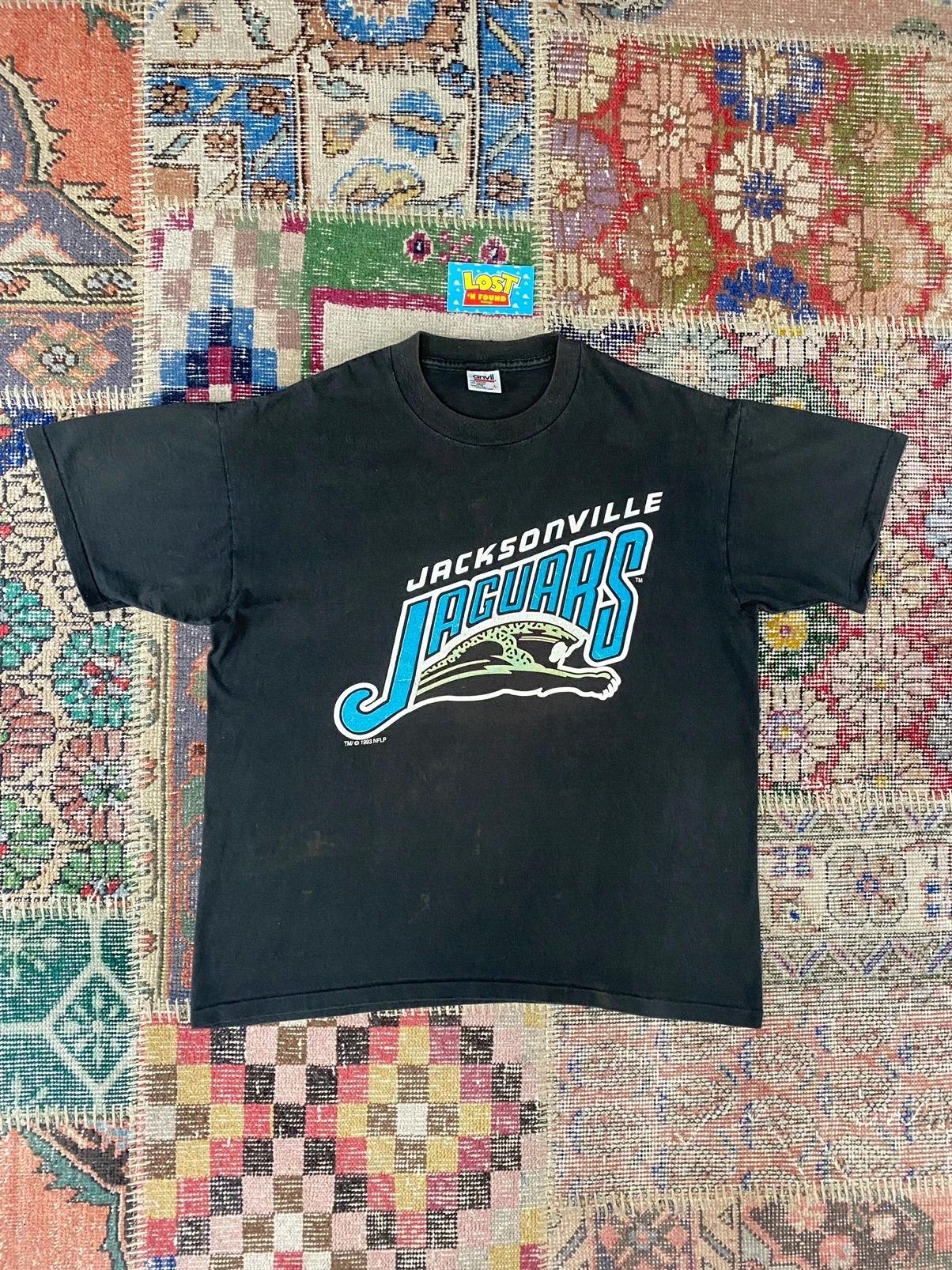 1993 Vintage Style NFL Jacksonville Jaguars Team Logo Faded Sweatshirt T-shirt Ideal Gift for NFL Fans