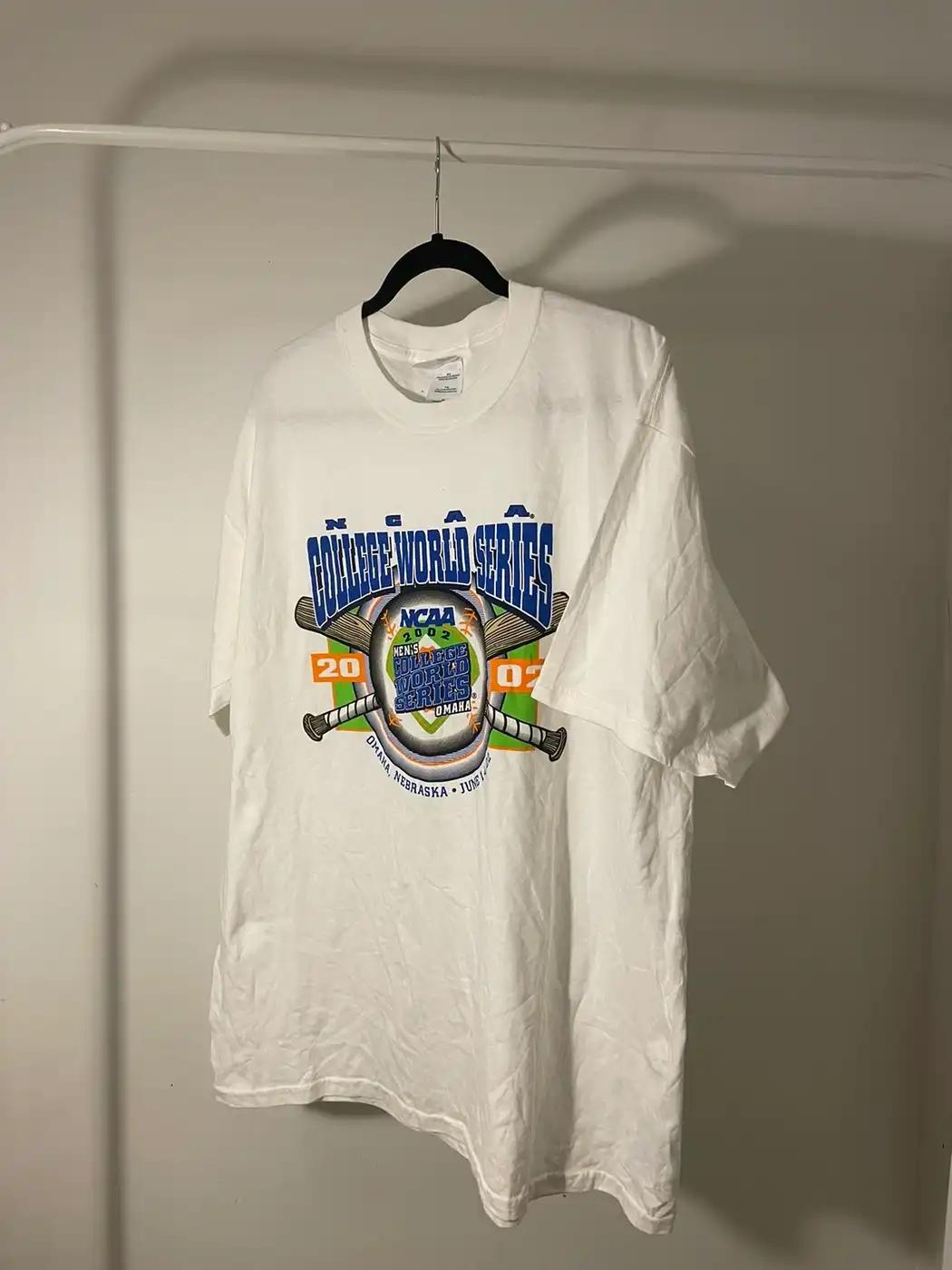 2002 Ncaa College World Series T-Shirt Sweatshirt American Football Sweatshirt Sports Gifts - Image 2