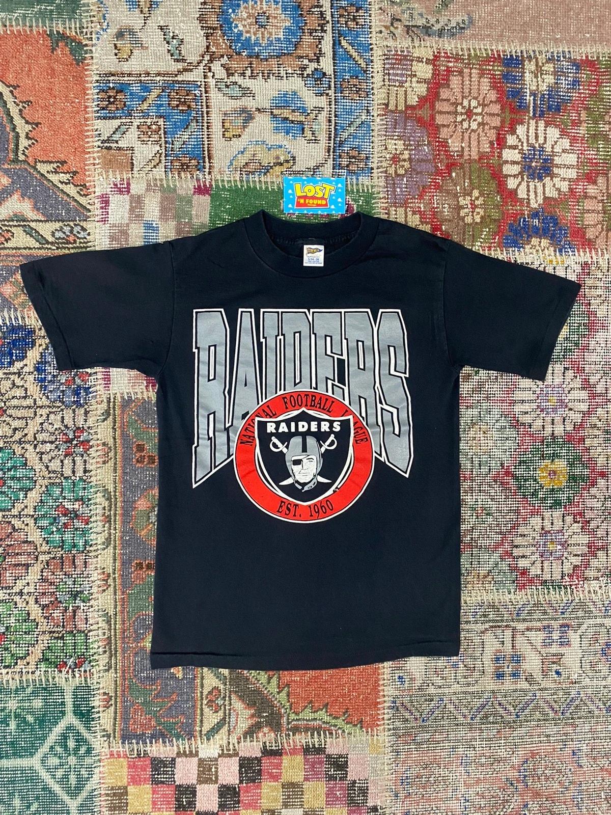 ‘80s Vintage Style NFL Los Angeles Raiders Football Logo Sweatshirt T-shirt, NFL Football Teams Gifts For Fans