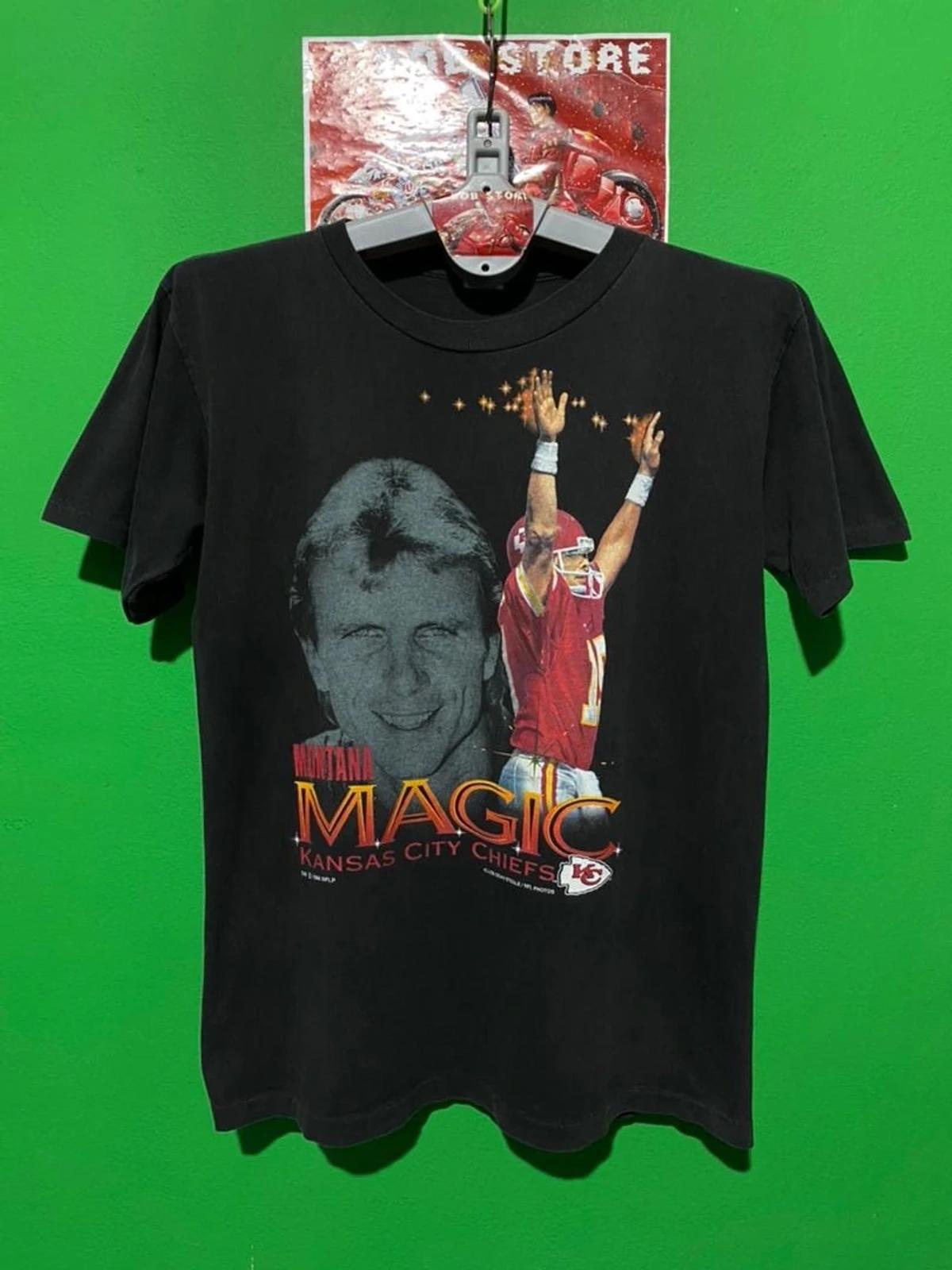 90s NFL Magic Montana Sweatshirt T-shirt Ideal Gift for NFL Fans