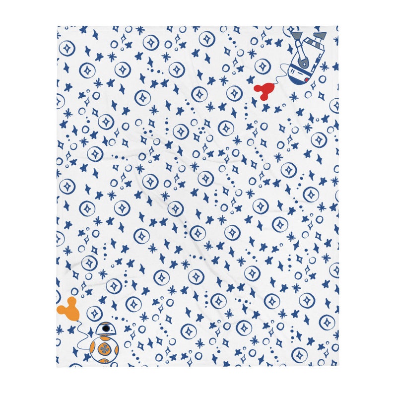 BB8 and R2D2 Star Wars Sketch throw blanket - Perfect Disney Gift for Star Wars Fans - Image 3