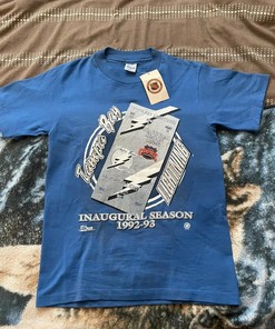 Brand New 90S Vintage Tamp Bay Lightning T-Shirt Sweatshirt Pullover Hoodie Reprinted Gift For Nhl Fans