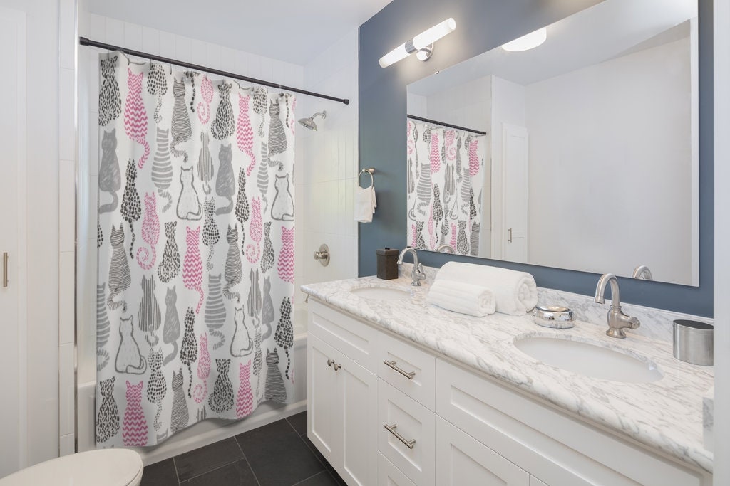 Cats and Kitten Lover Shower Curtain for a feline-inspired bathroom - Image 2