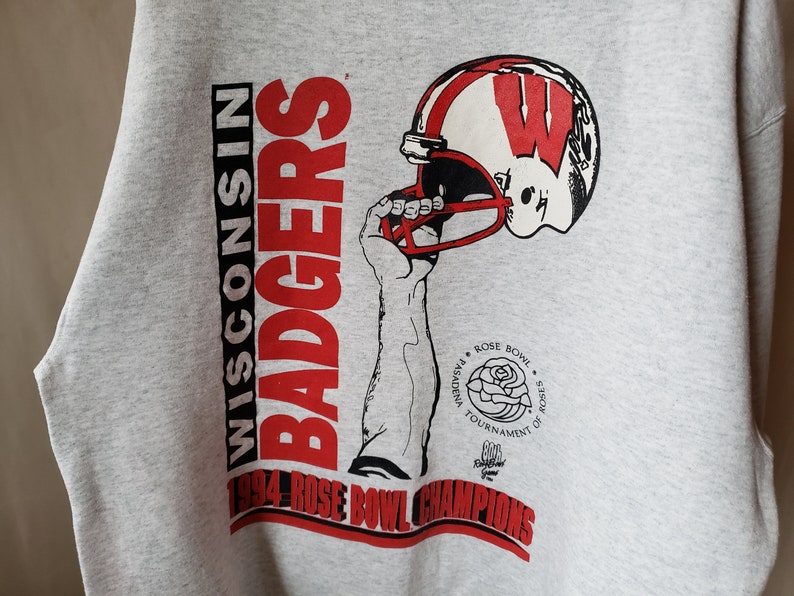 Celebrate the Badgers' 1994 Rose Bowl Victory with a Vintage Football Fan Sweatshirt - Image 3