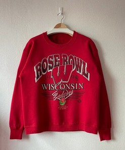 Celebrate the Badgers' 1994 Rose Bowl Win with a Vintage University of Wisconsin Badgers NCAA Gift Sweatshirt