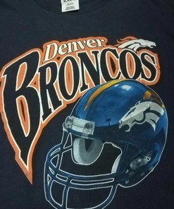 Denver Broncos Sweatshirt T-shirt Ideal Gift for NFL Fans