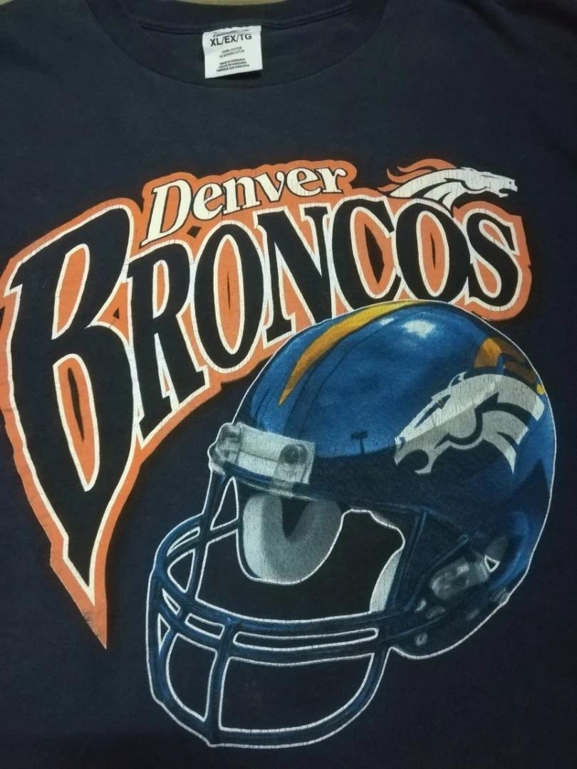 Denver Broncos Sweatshirt T-shirt Ideal Gift for NFL Fans