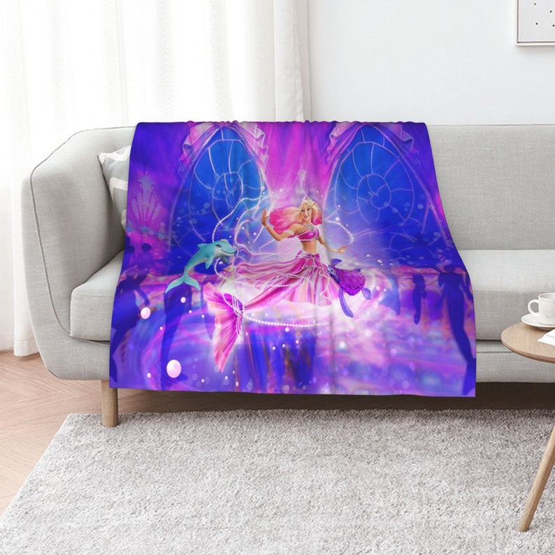 Disney Barbie Cartoon Personalized Throw Blanket - Ideal for Birthday or Christmas - Image 3
