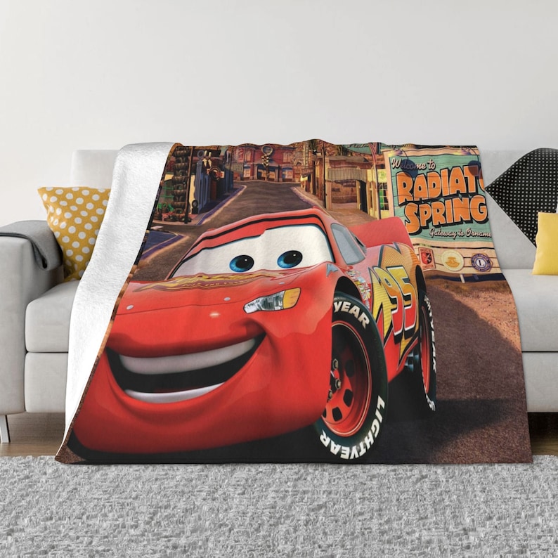 Disney Blanket Toddler Collection - Ideal for Toddlers - Perfect for Bedtime and Decoration - Image 3