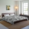 Disney Comforter with Retro Mickey and Minnie Design - Add a Touch of Nostalgia to Your Bedding