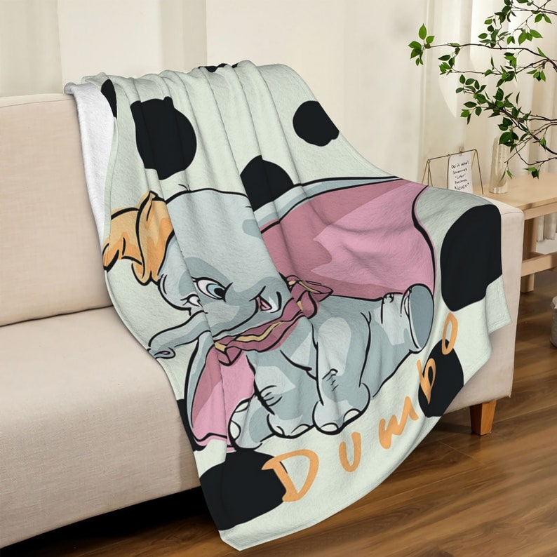 Disney Dumbo Baby Animals Blanket - Cute and Personalized Gift for Your Little One - Image 3