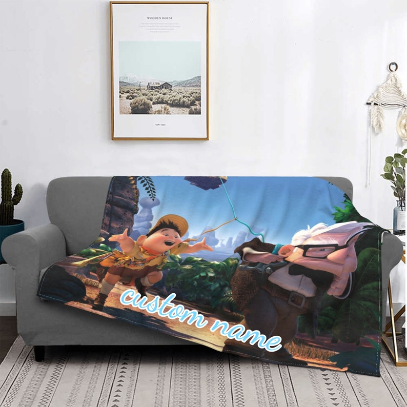 "Disney Fleece Blanket - Perfect for Chilly Nights" - Image 2