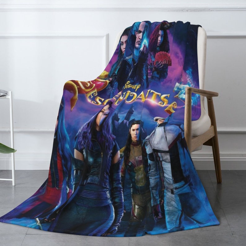 Disney Parks Sketch Fleece Throw Blanket: Perfect Gift for Disney Fans - Image 4
