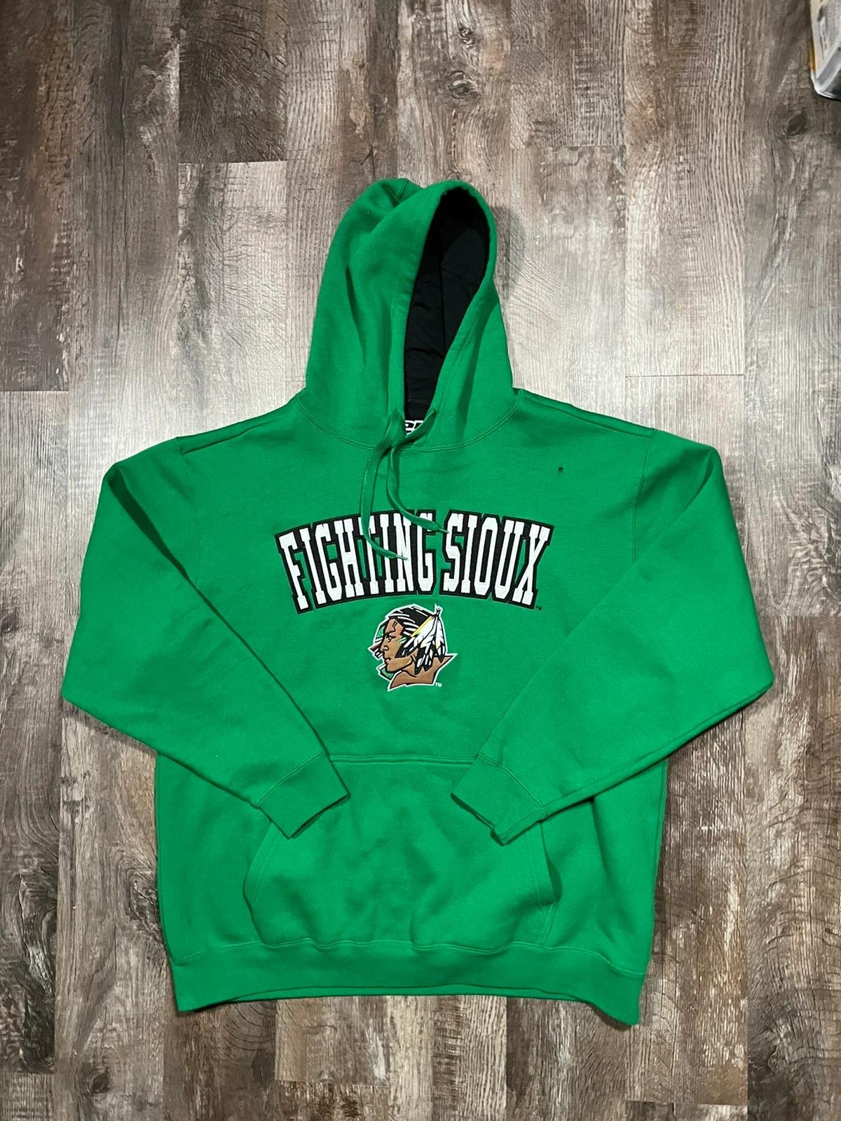 Fighting Sioux Hoodie T-Shirt Sweatshirt Hoodie Gifts Sports Lover