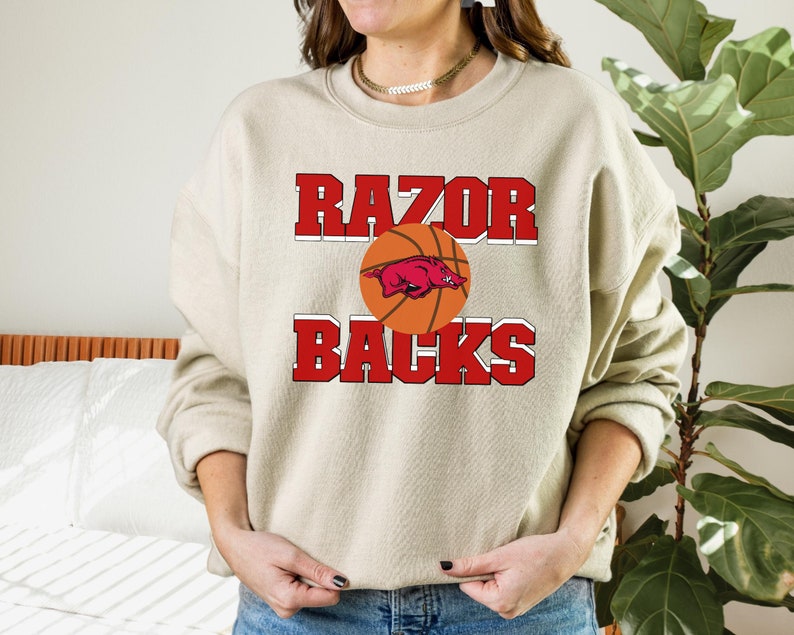 Get Ready For Gameday With Arkansas Basketball Apparel Sweatshirt, Crewneck, Hoodie, And More - Image 4