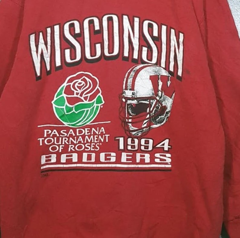 Get a Vintage 1994 University of Wisconsin Badgers NCAA Fan Gift Sweatshirt - Image 2
