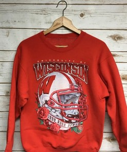 Get a Vintage University of Wisconsin Badgers Rose Bowl Crewneck Sweatshirt - Ideal for NCAA Gifts