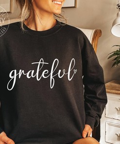 Grateful Christian T-Shirt with Thankful Quote Design
