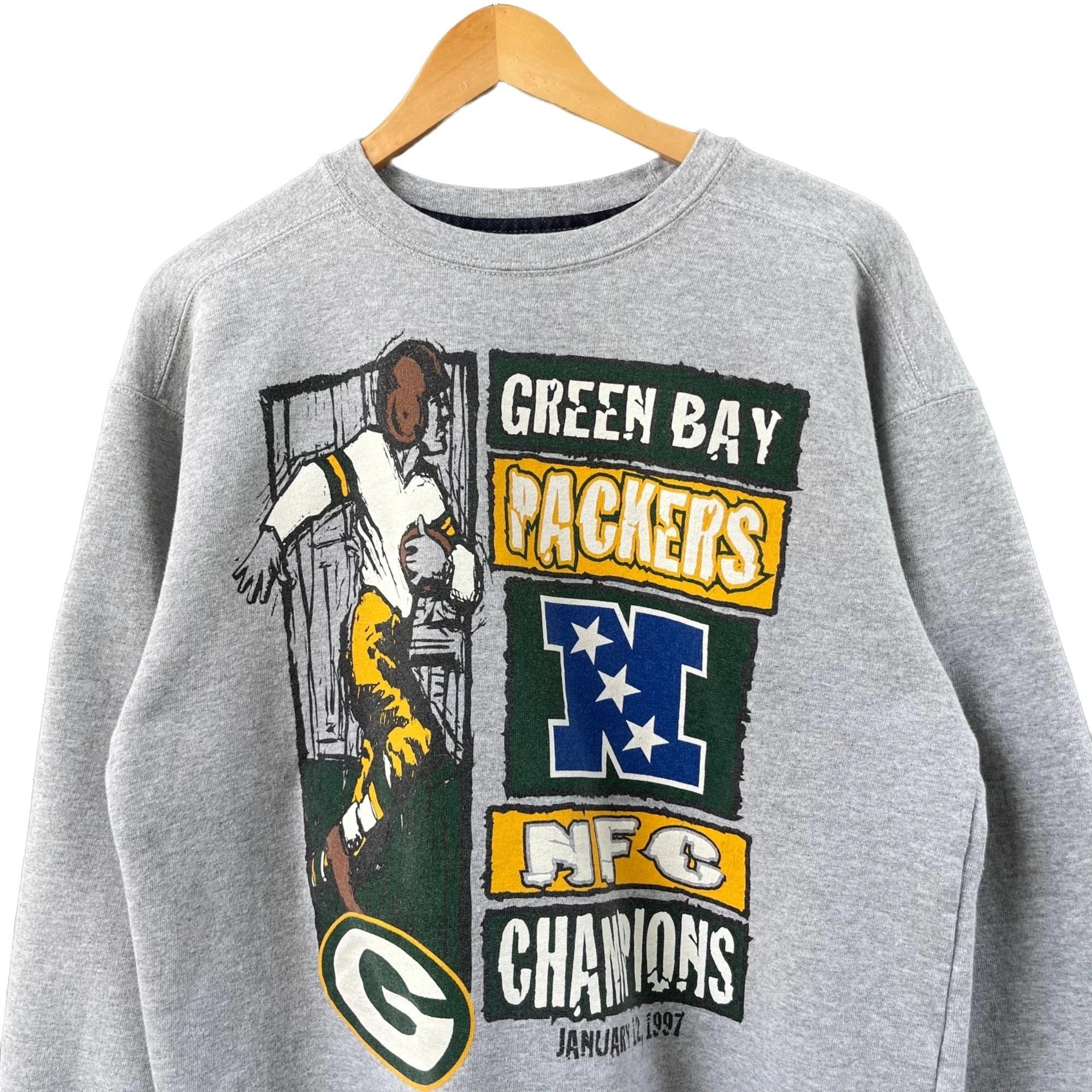 Green Bay Packers 90s Starter Sweatshirt T-shirt Ideal Gift for NFL Fans - Image 2
