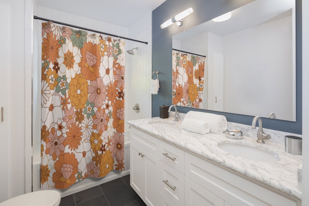 Groovy Hippie Flower Shower Curtain, Retro Bathroom Accessory, Vintage Tub Curtain - Image 3