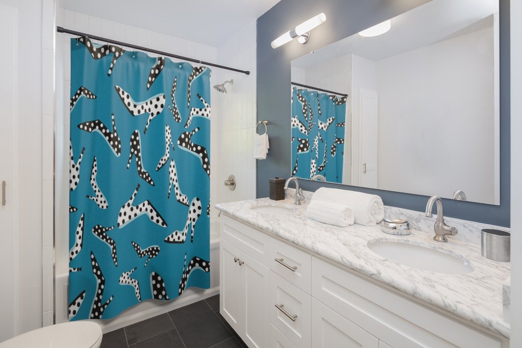 High Heel Shoes Shower Curtain, Polka Dot Bathroom Accessories, Fest Housewarming Present for New Home - Image 3